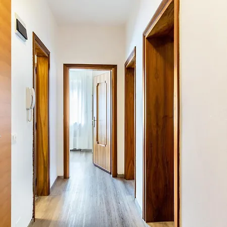 Casa Da Rin Elena ארונצו די קדורה