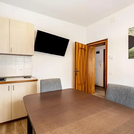 Casa Da Rin Elena Apartment *