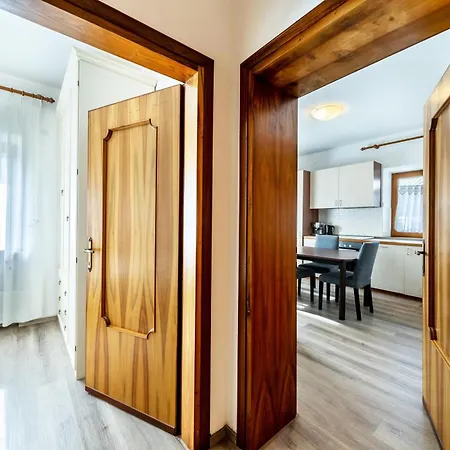 Casa Da Rin Elena *
